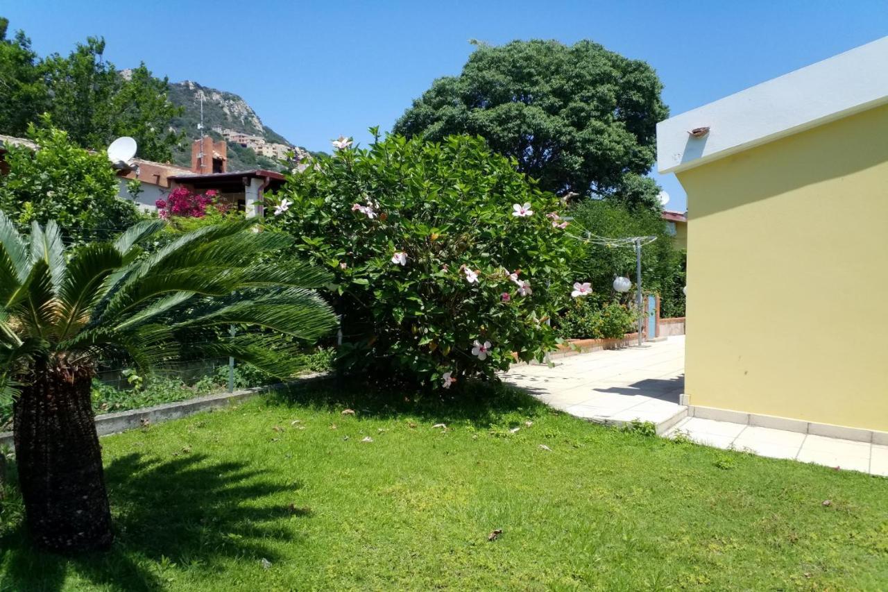 Villa Azzurra Nel Centro Di Costa Rei Extérieur photo