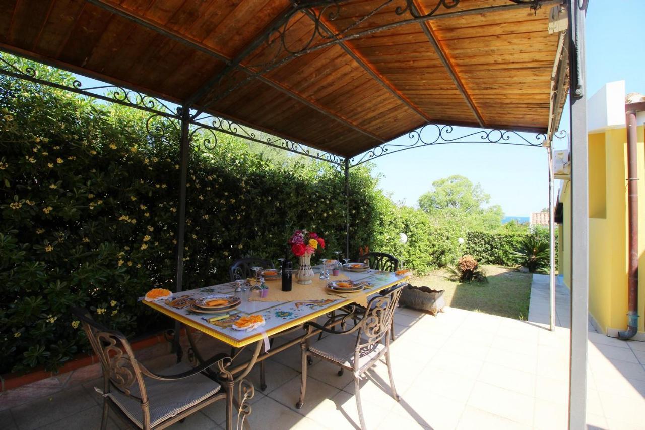 Villa Azzurra Nel Centro Di Costa Rei Extérieur photo